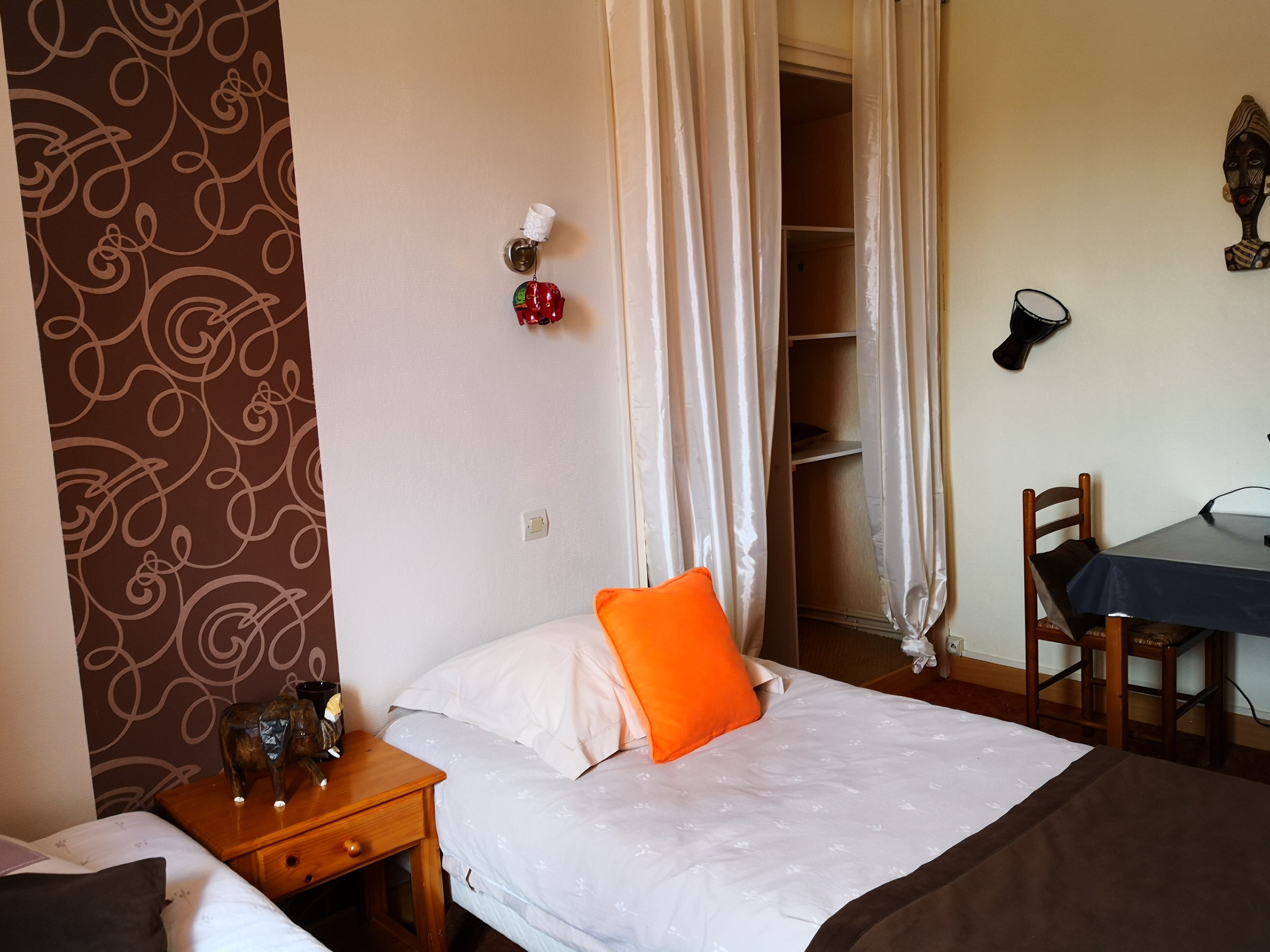 CHAMBRE 1